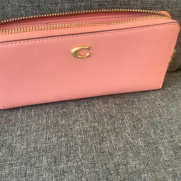 COACH Taylor Polished Pebbled Leather Tote Bag -Bubblegum Color - Picture 5 of 7